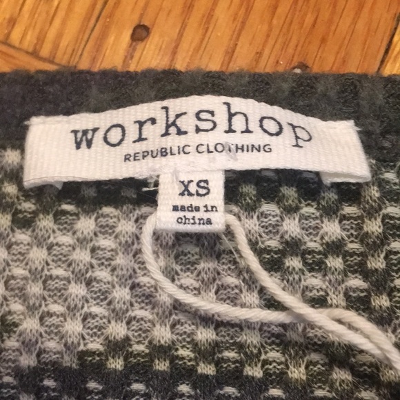 Workshop Republic Clothing XS camo puff sleeve l/s - Picture 2 of 3